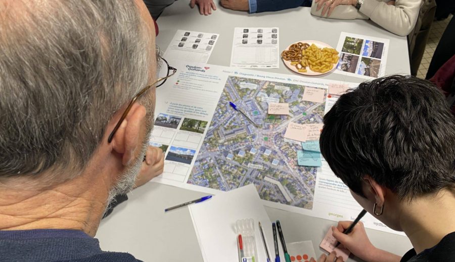 Les habitants imaginent les futurs aménagement du Vieux Doulon © NMA